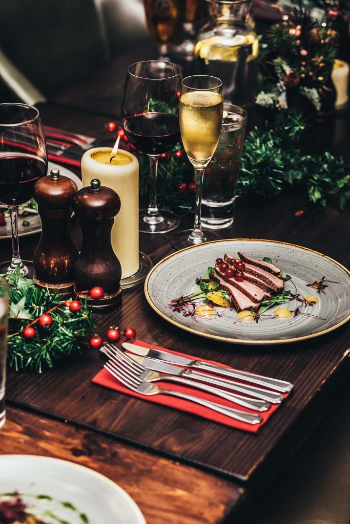 festive table